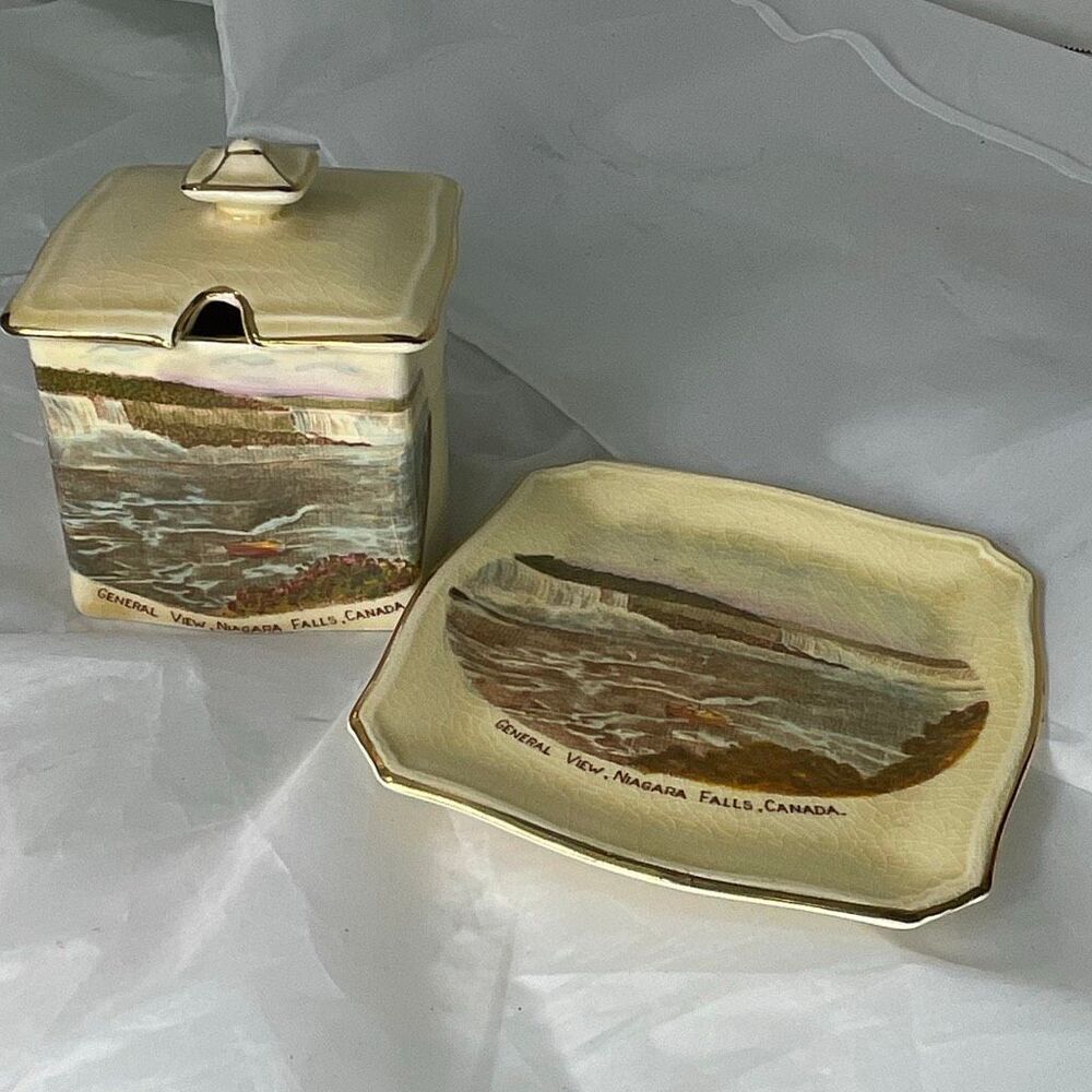 Royal Winston Grimwades England honey & pot spoon rest